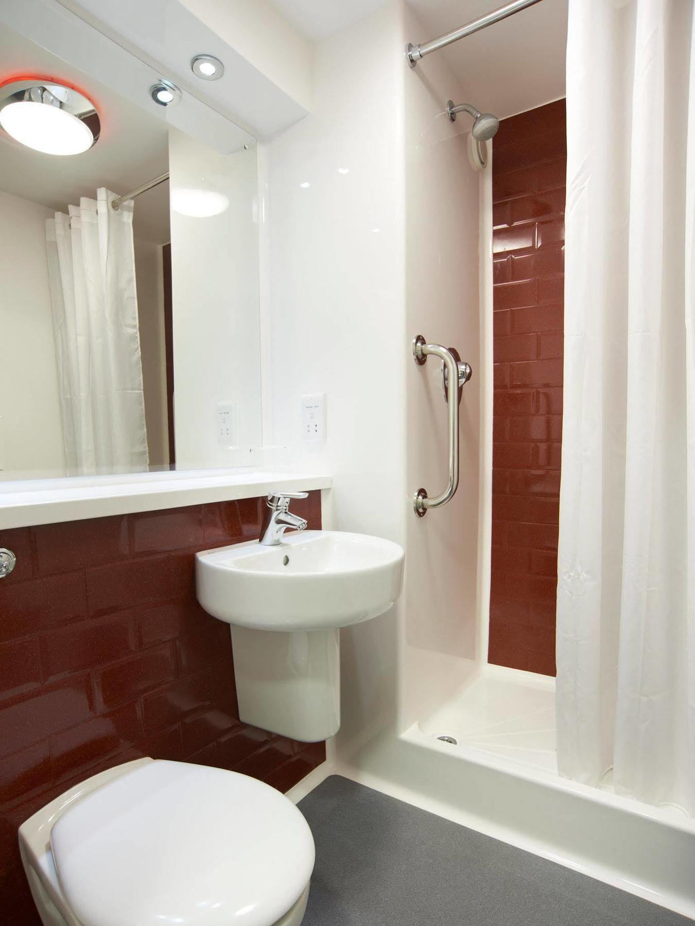 Travelodge London Woolwich Eksteriør bilde